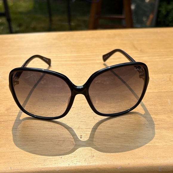 Coach Black and Brown Sunglasses - Picture 2 of 5